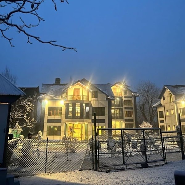 Pahalgam Retreat - Deluxe