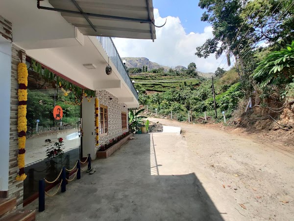 Munnar budget Rooms - Premium