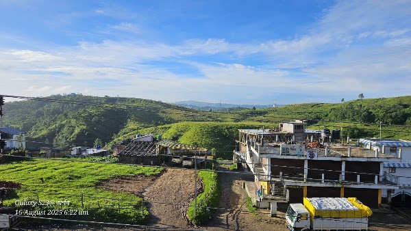 Hills View Hotel - Deluxe