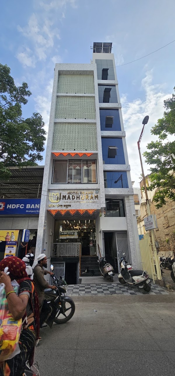 Hotel Grand Madhuram - Deluxe