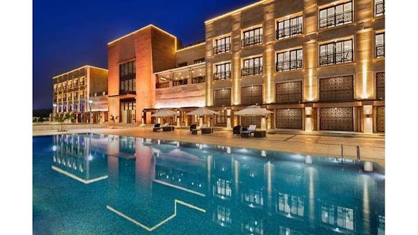 Ramada Encore By Wyndham Statue of Unity - Deluxe