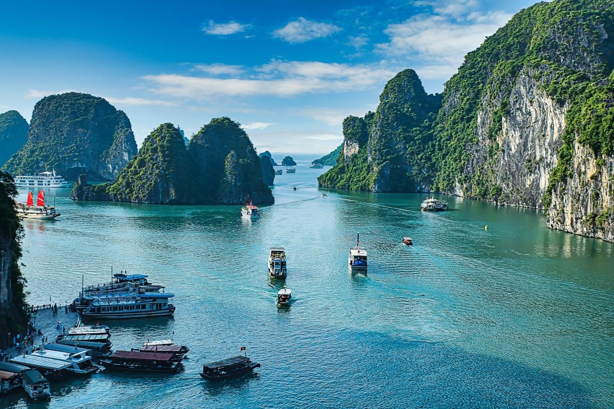 VIETNAM Tour Package
